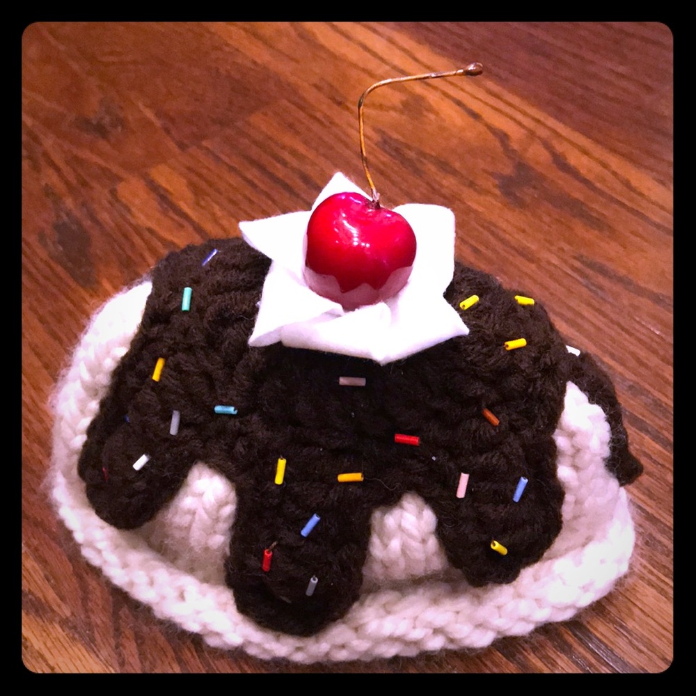 Gorgeous 👼🏽 Handmade 🙌🏽 Ice cream 🍦 cone hat!